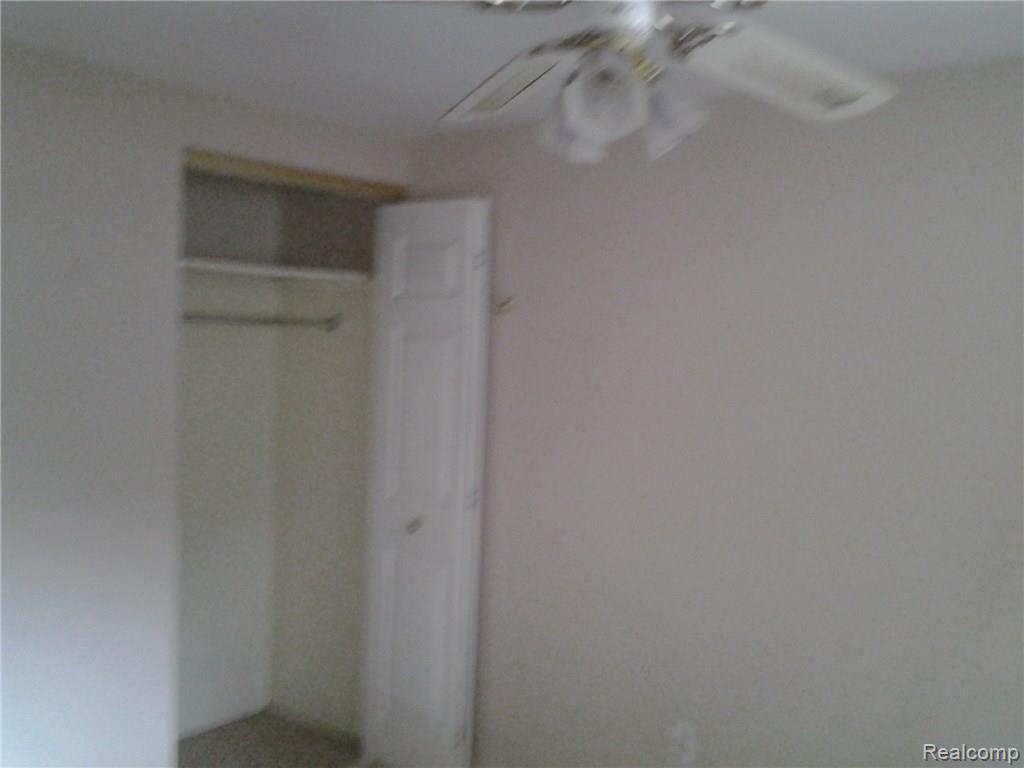 187 Ora Road Oxford, MI 48371 - Photo 14 of 21 20161108_143000.jpg