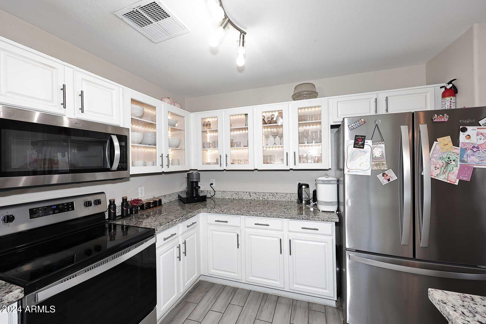 12225 West Larkspur Road El Mirage, AZ 85335 - Photo 12 of 43 Kitchen3