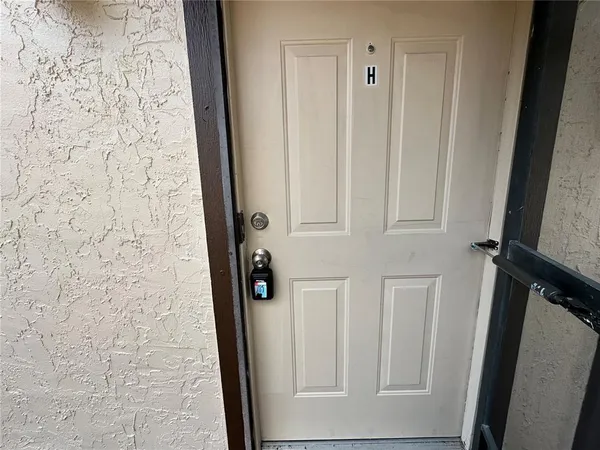 $1,150 | 4022 Beaver Lane, Unit 1000H, Port Charlotte, FL 33952