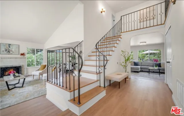 $6,900 | 26065 Redbluff Drive, Calabasas, CA 91302