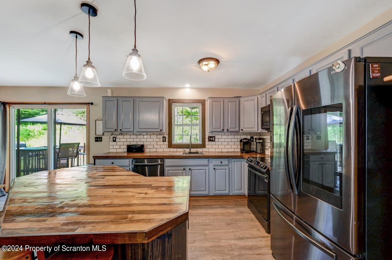 756 Lehigh Road Gouldsboro, PA 18424 - Photo 14 of 79 Gallery Image 14