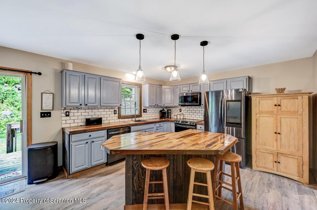 756 Lehigh Road Gouldsboro, PA 18424 - Photo 17 of 79 Gallery Image 17