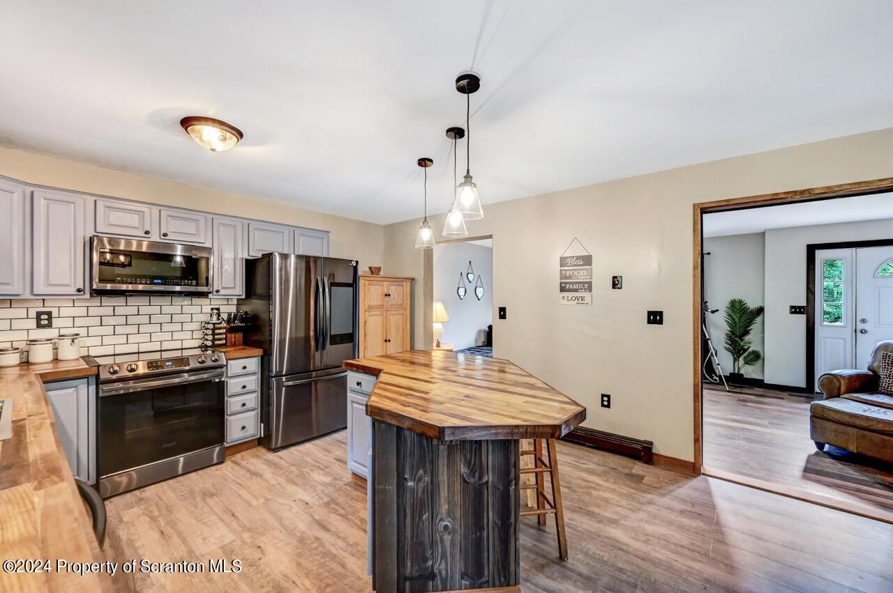756 Lehigh Road Gouldsboro, PA 18424 - Photo 19 of 79 Gallery Image 19
