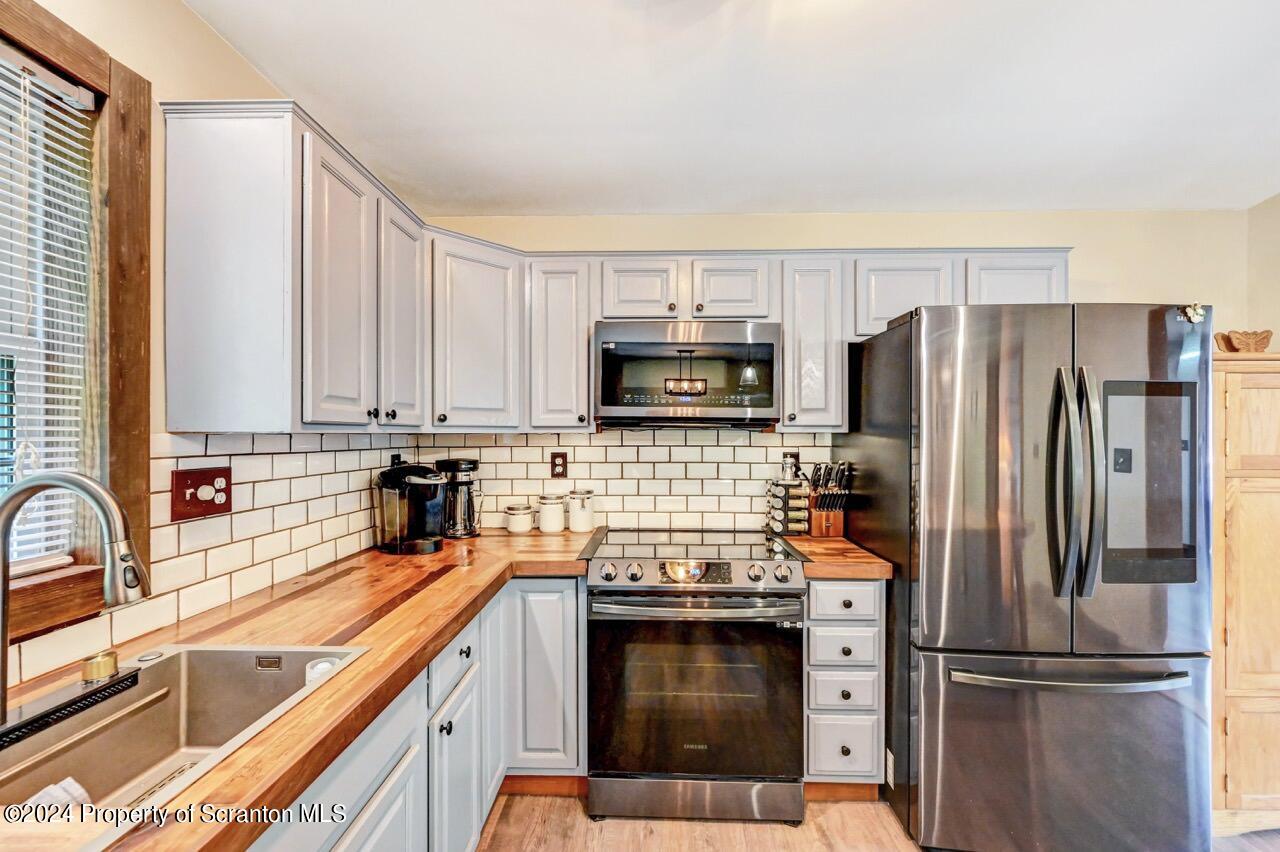 756 Lehigh Road Gouldsboro, PA 18424 - Photo 20 of 79 Gallery Image 20