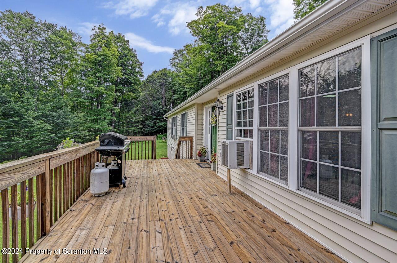 756 Lehigh Road Gouldsboro, PA 18424 - Photo 7 of 79 Gallery Image 7