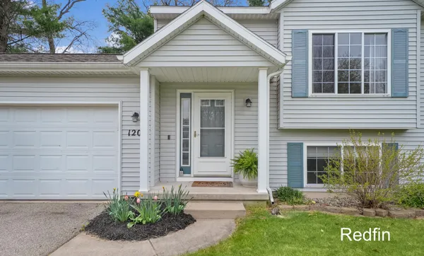 $325,000 | 1204 Abby Court, Muskegon, MI 49442
