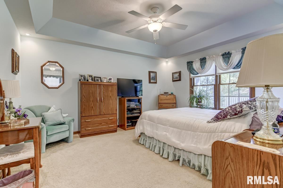 6501 Willow Springs Road Springfield, IL 62712 - Photo 22 of 38