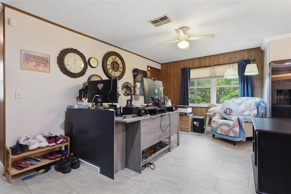 4741 Seaberg Road Zephyrhills, FL 33541 - Photo 27 of 39 Gallery Image 27