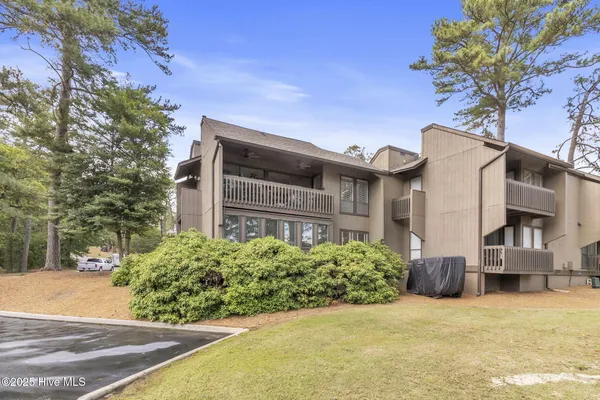 $2,550 | 800 St Andrews Drive, Unit 205, Pinehurst, NC 28374