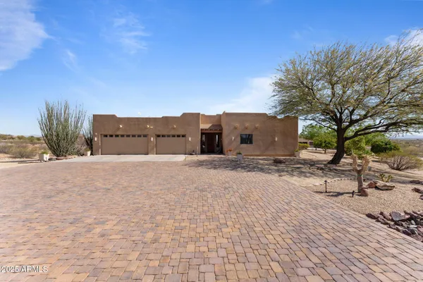 $1,300,000 | 20910 West Cattle Iron Drive, Wickenburg, AZ 85390