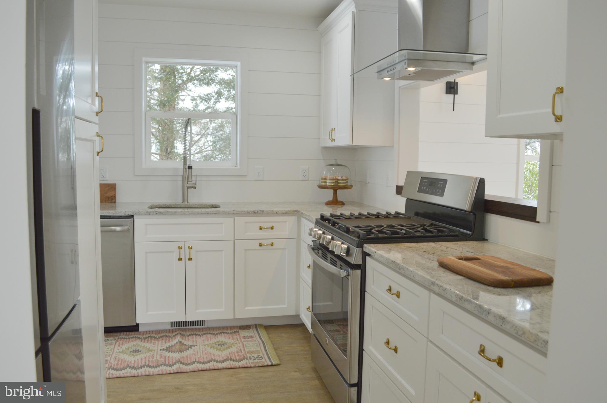 1037 Sloan Street Lititz, PA 17543 - Photo 12 of 18 Gallery Image 12