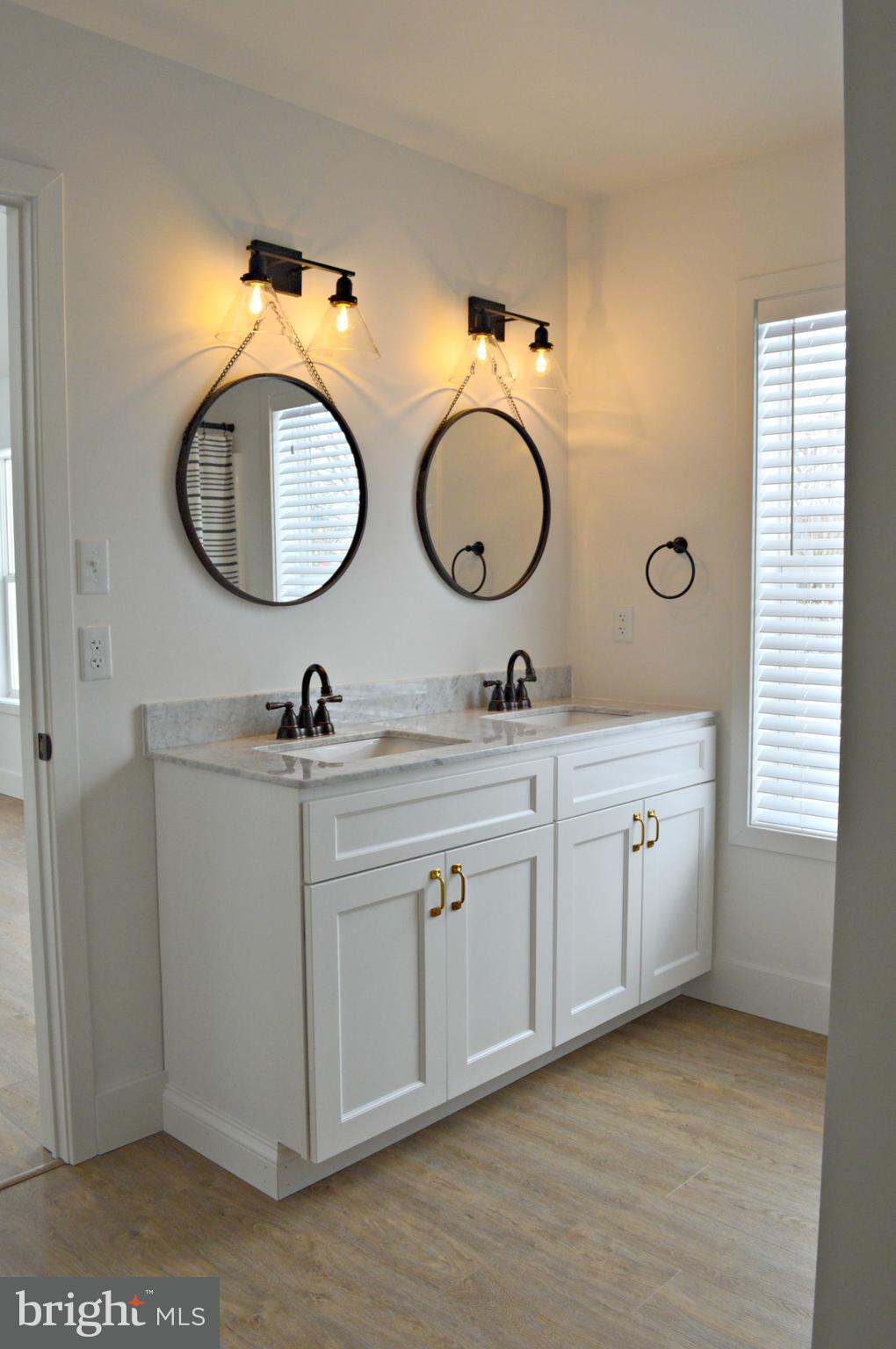 1037 Sloan Street Lititz, PA 17543 - Photo 9 of 18 Gallery Image 9