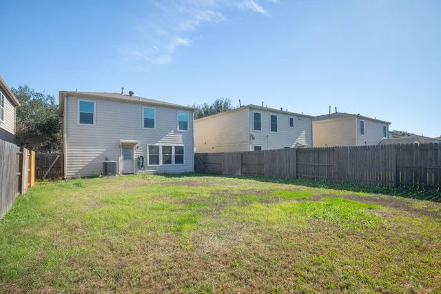 a house view with a outdoor space
