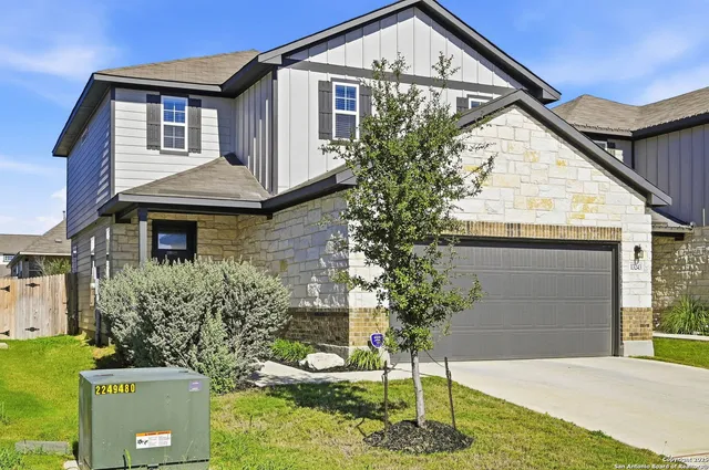 $2,000 | 13243 Forscher Crest, San Antonio, TX 78253