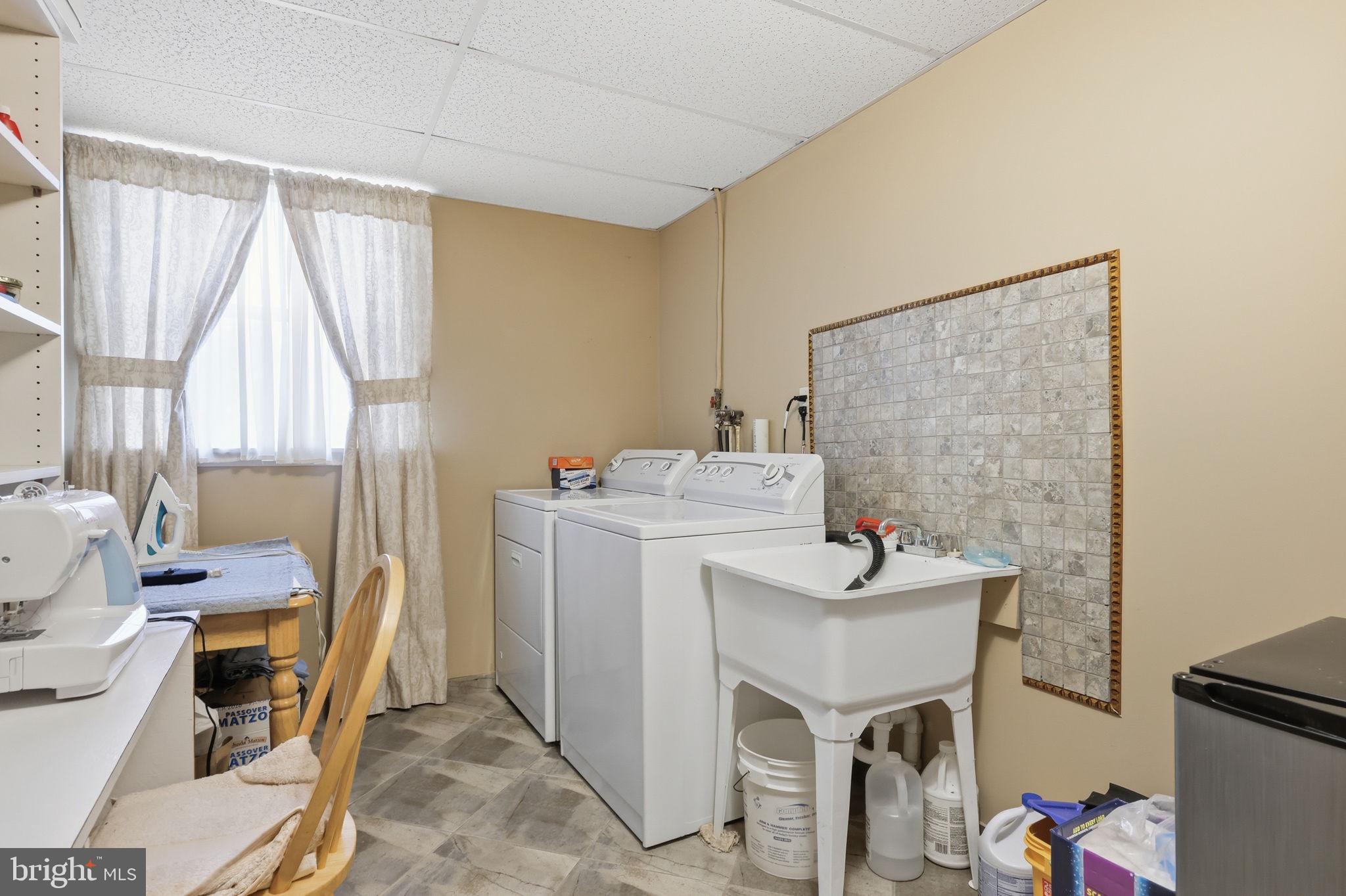 1111 Harriett Road Huntingdon Valley, PA 19006 - Photo 35 of 49
