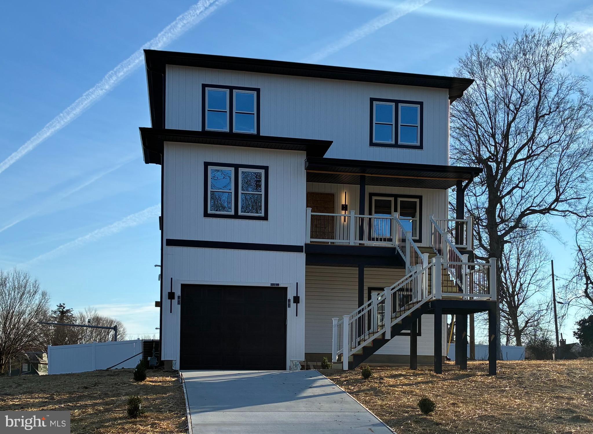 2223 Roslyn Avenue Baltimore, MD 21216 - Photo 2 of 2