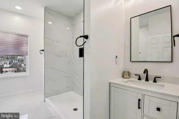 $599,999 | 2223 Roslyn Avenue, Baltimore, MD 21216