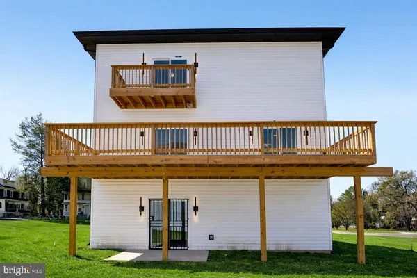 $599,999 | 2223 Roslyn Avenue, Baltimore, MD 21216