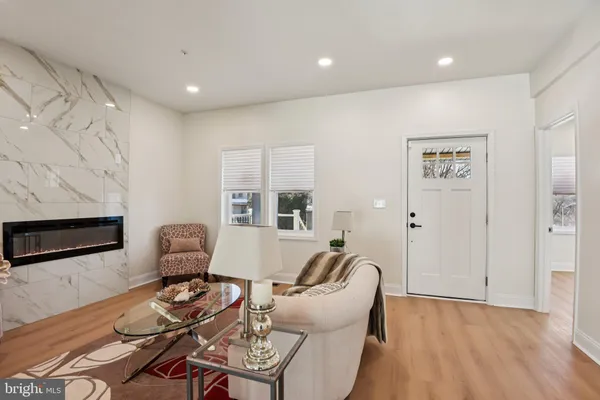 $599,999 | 2223 Roslyn Avenue, Baltimore, MD 21216
