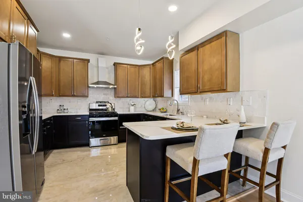 $599,999 | 2223 Roslyn Avenue, Baltimore, MD 21216