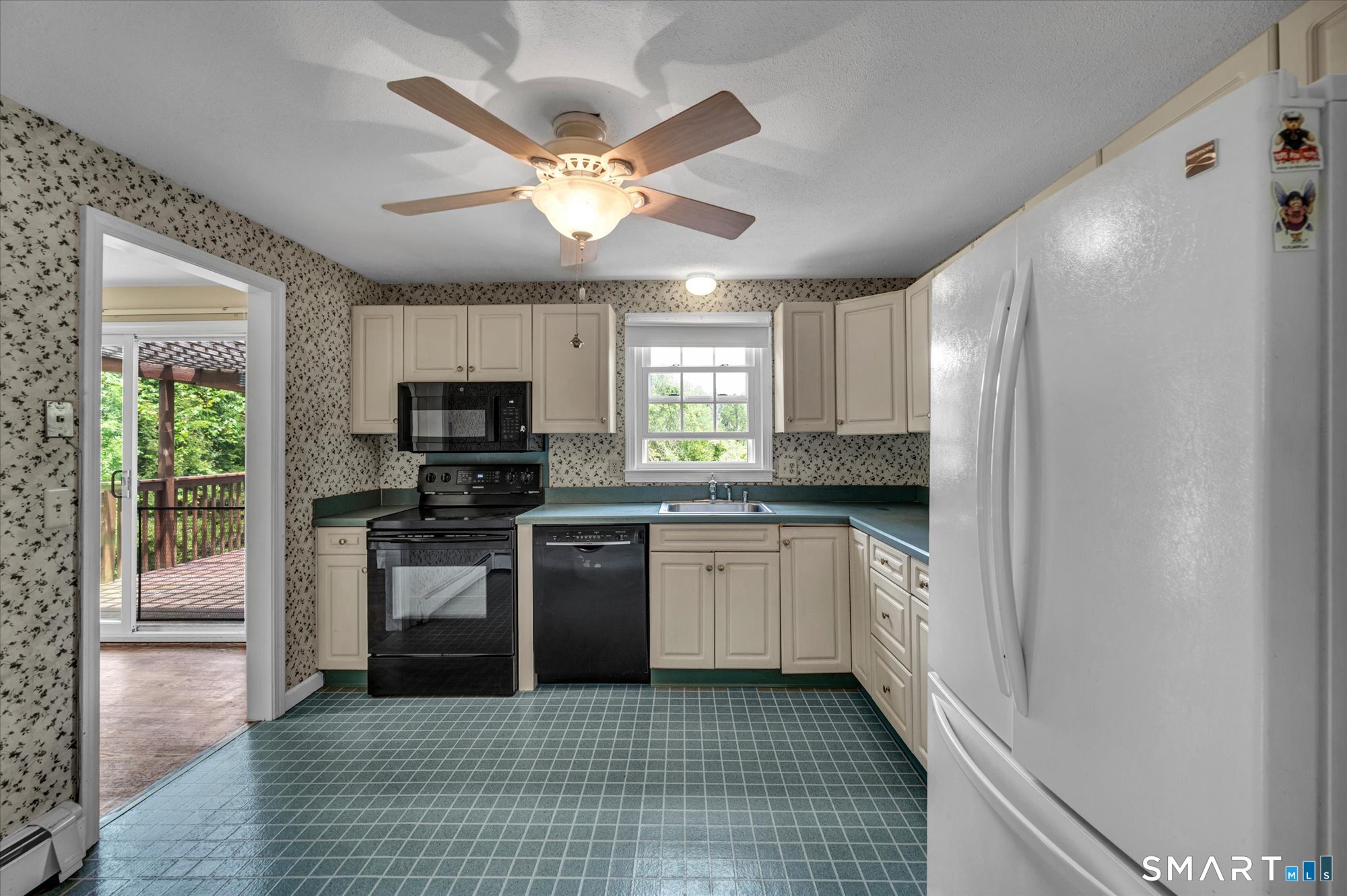 64 South Branford Road Wallingford, CT 06492 - Photo 10 of 31