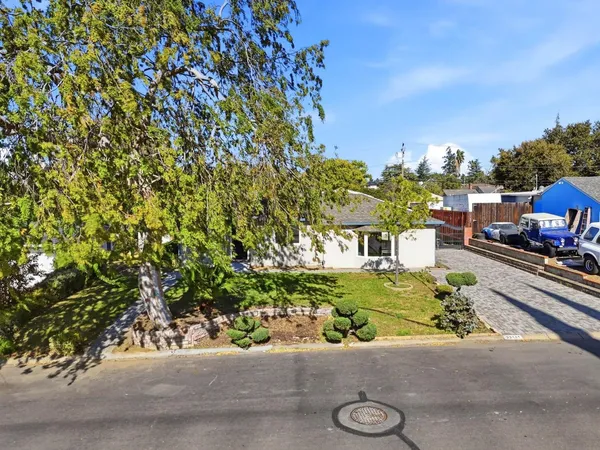 $2,980,000 | 22141 Wallace Drive, Cupertino, CA 95014