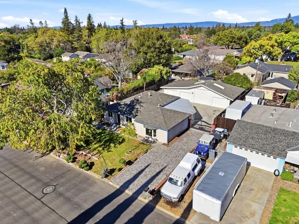 $2,980,000 | 22141 Wallace Drive, Cupertino, CA 95014
