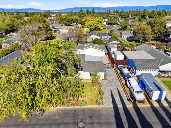 $2,980,000 | 22141 Wallace Drive, Cupertino, CA 95014