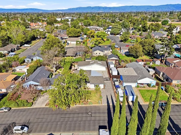 $2,980,000 | 22141 Wallace Drive, Cupertino, CA 95014