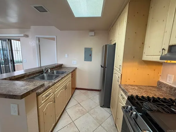 $2,500 | 2039 Dairy Mart Road, San Ysidro, CA 92173