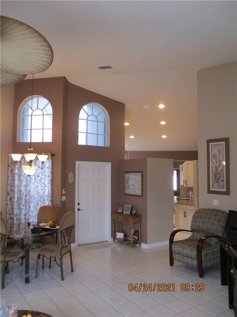 5180 Sabal Gardens Lane, Unit 2 Boca Raton, FL 33487 - Photo 3 of 15 Photo 3