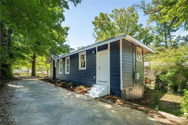 $2,149 | 943 Rose Circle Southwest, Atlanta, GA 30310