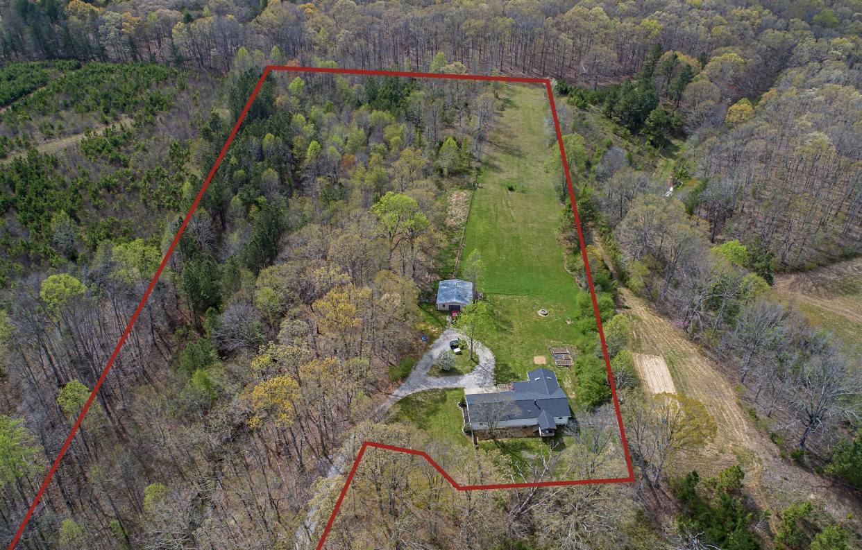 1275 Bold Springs Road McEwen, TN 37101 - Photo 3 of 28 Gallery Image 3