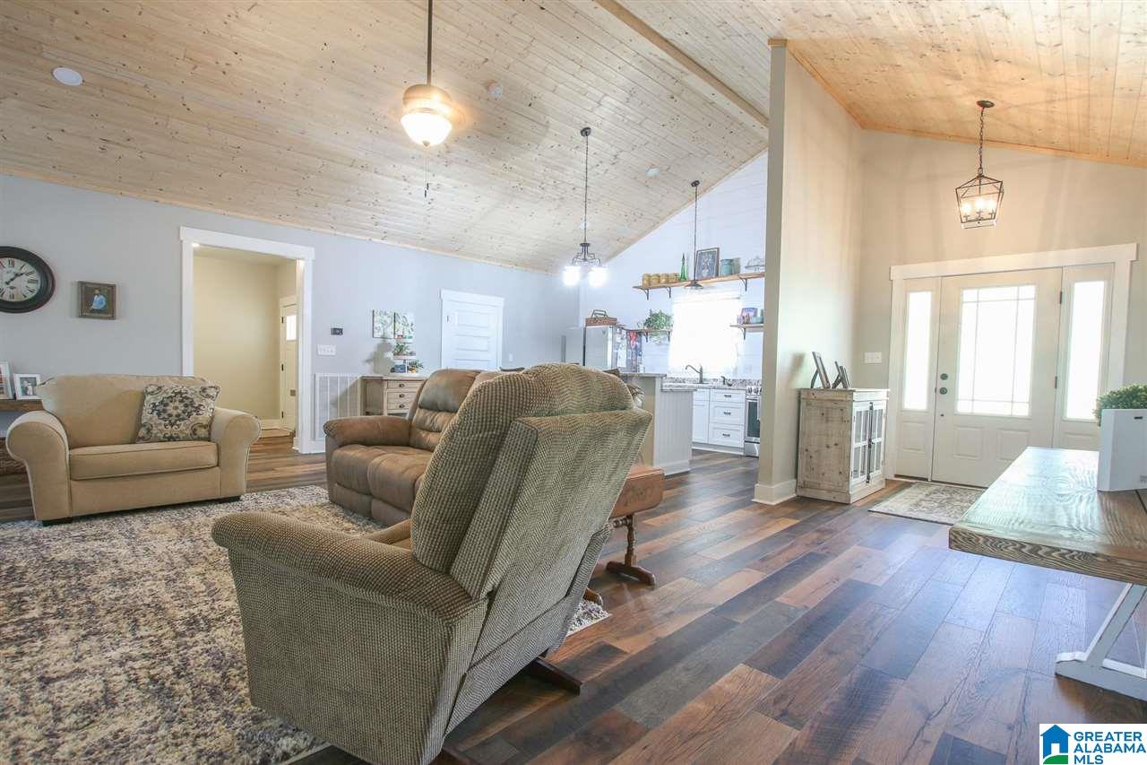 114 Lockridge Lane Riverside, AL 35135 - Photo 6 of 48