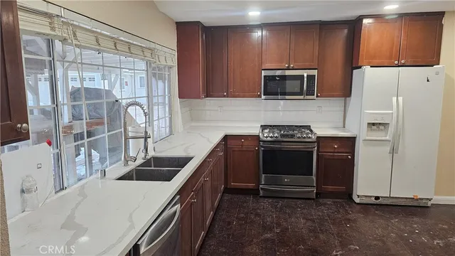 $495,000 | 42269 Whittier Avenue, Hemet, CA 92544