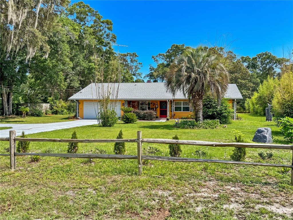 5600 East Avon Street Inverness, FL 34452 - Photo 1 of 48