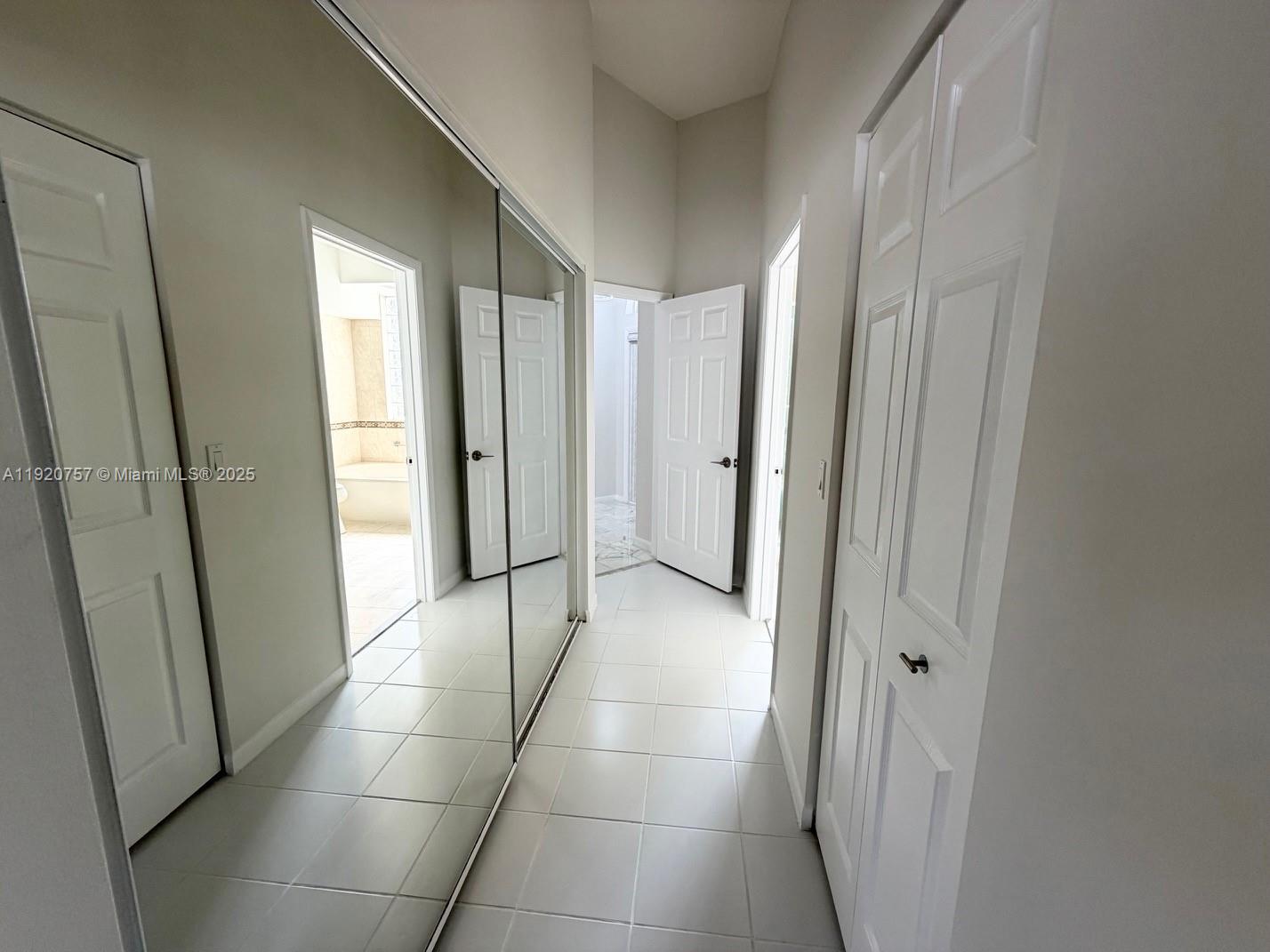 3951 Redondo Court Boca Raton, FL 33487 - Photo 26 of 30