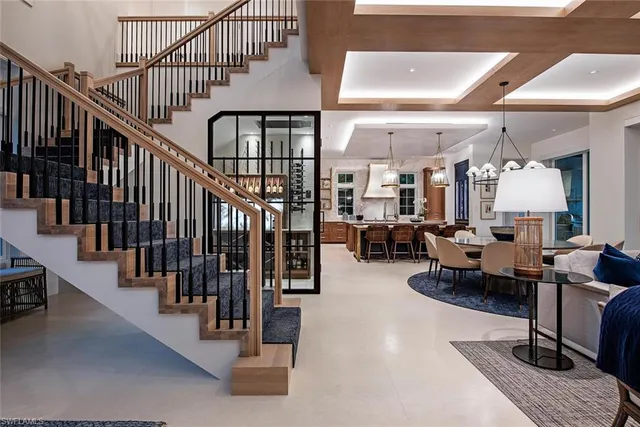 a view of entryway and hall