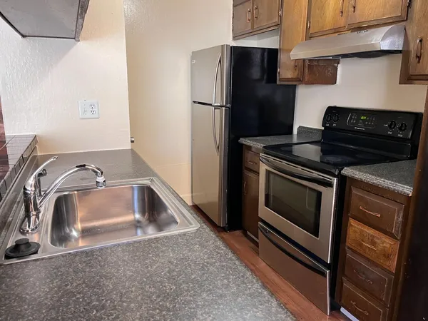 $1,985 | 2205 Peppertree Way, Unit 3, Antioch, CA 94509