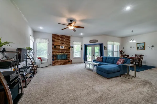 $569,900 | 7457 Somerset Lane, Aubrey, TX 76227