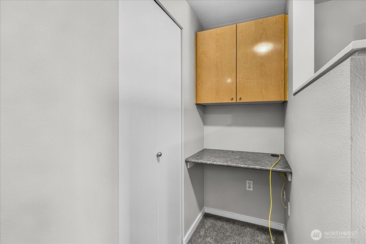 425 Vine Street, Unit 421 Seattle, WA 98121 - Photo 7 of 19