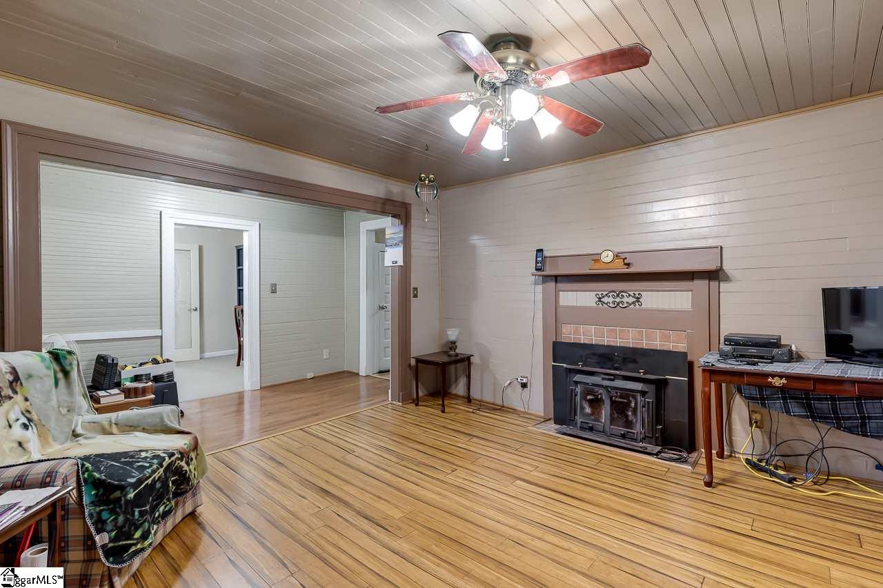 4147 Jug Factory Road Greer, SC 29651 - Photo 4 of 20 Gallery Image 4