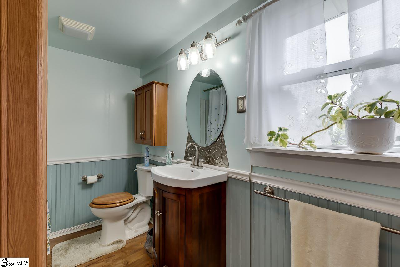 4147 Jug Factory Road Greer, SC 29651 - Photo 8 of 20 Gallery Image 8