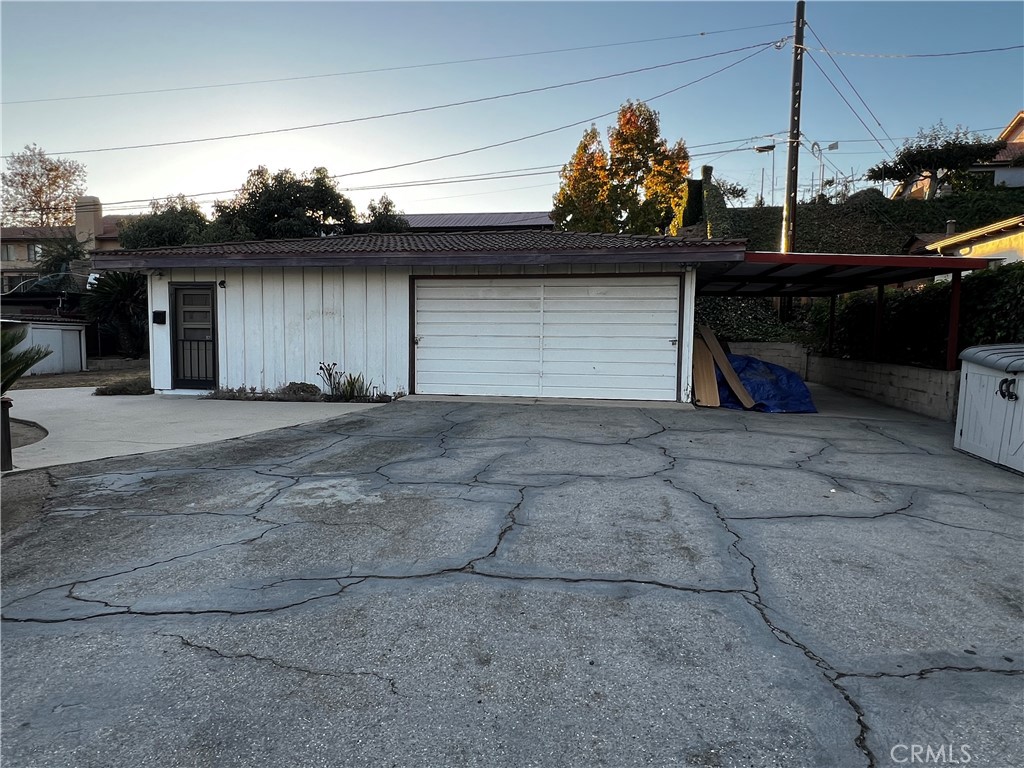 319 Tocino Drive Duarte, CA 91010 - Photo 22 of 23 a view of a garage