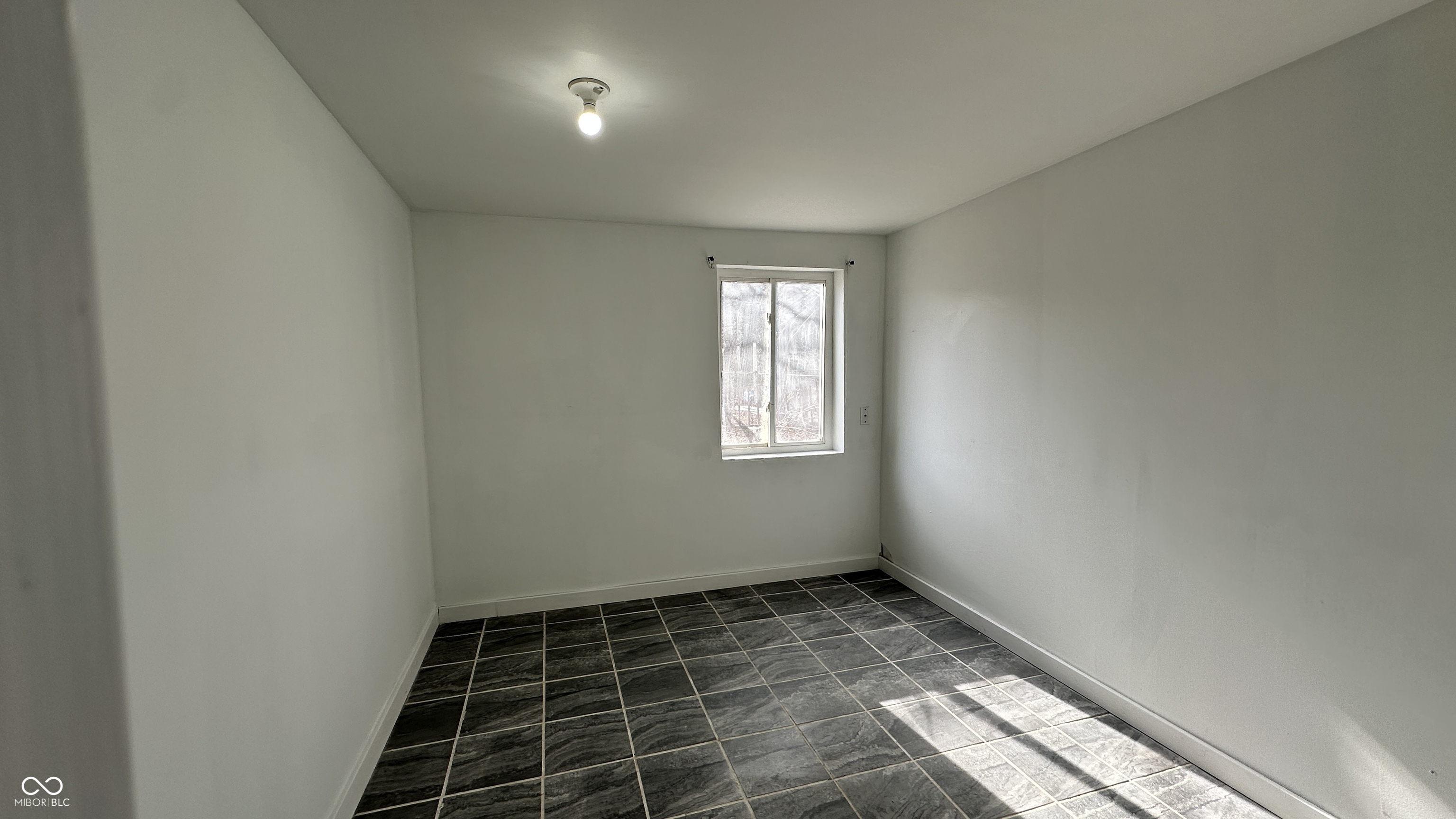 2310 East Raymond Street Indianapolis, IN 46203 - Photo 12 of 23