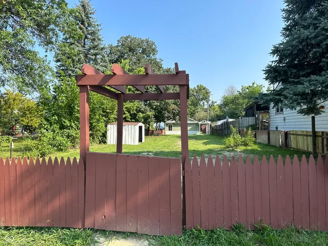 $100,000 | 2310 East Raymond Street, Indianapolis, IN 46203