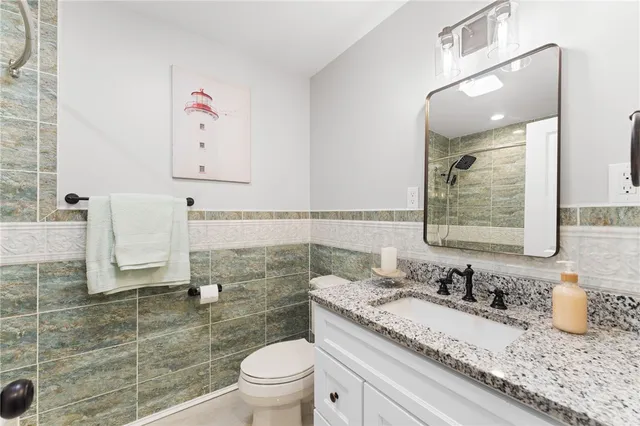 $1,295,000 | 4 Shore Road, Westerly, RI 02891