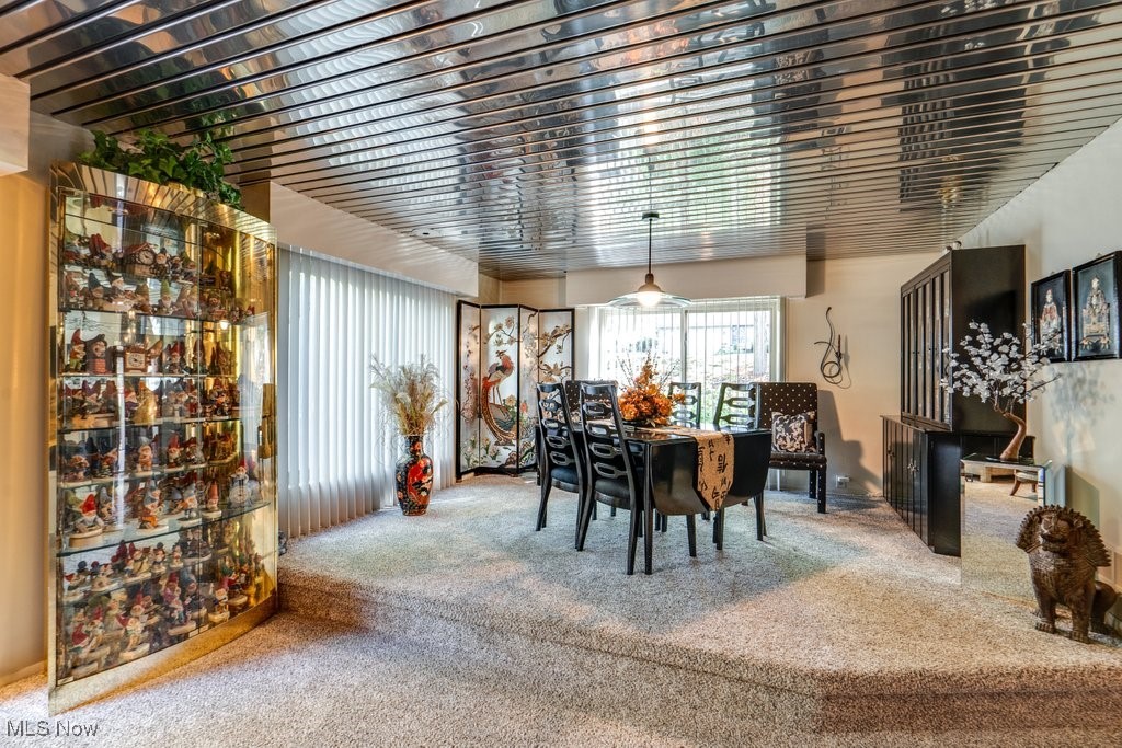 3404 South Smith Road Fairlawn, OH 44333 - Photo 12 of 37 A touch of class goes with this dining area with two large windows bringing natural light and an open feeling.