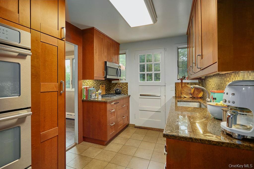 45 Linwood Road New Rochelle, NY 10804 - Photo 10 of 25