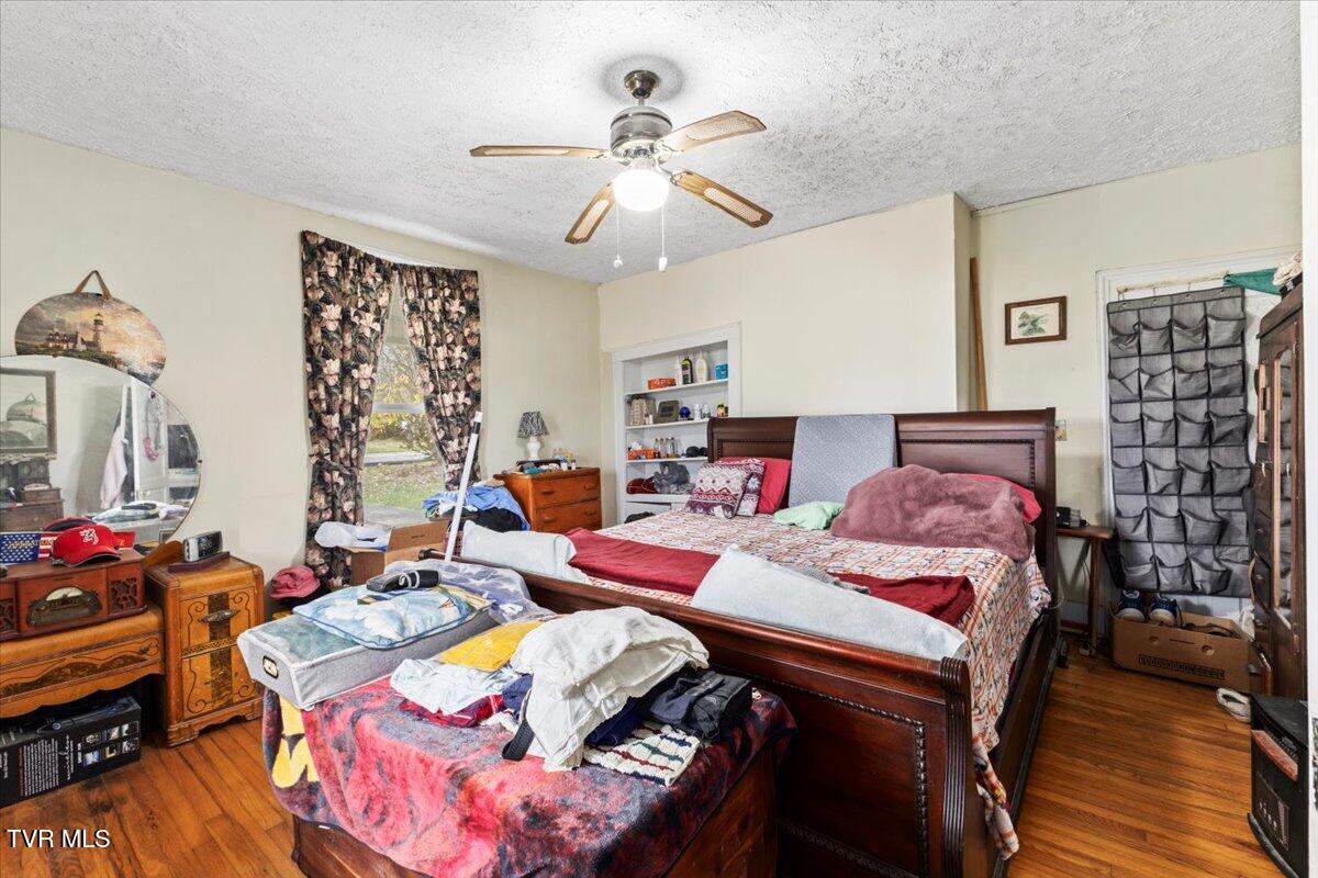 104 Maple Street Glade Spring, VA 24340 - Photo 15 of 42 13-128A9552